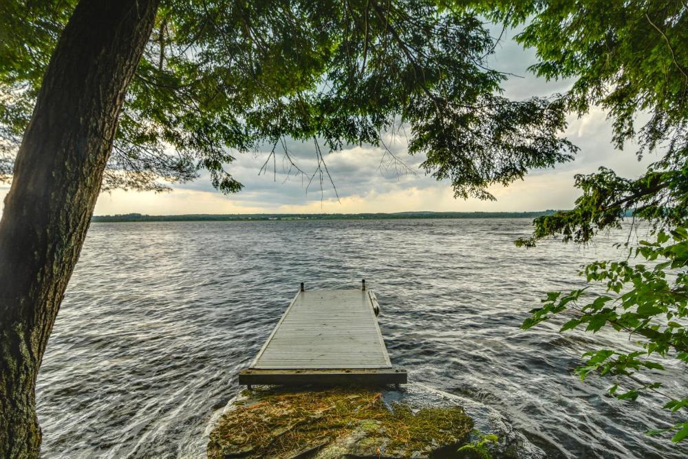 Private Dock on Messalonskee Lake Cozy Cottage!